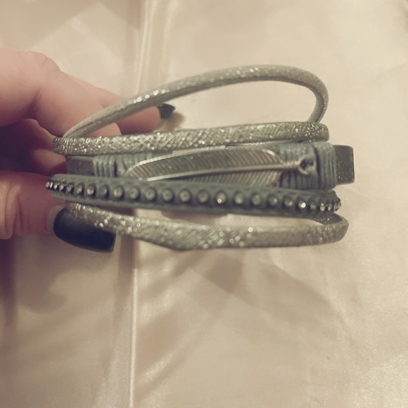 Plus size sparkly bangles & magnetic bracelet - Picture 2 of 6